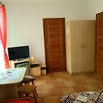 Goscinne Martynka Białogóra